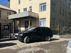 Photo of the vehicle BMW X5