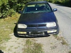 Photo of the vehicle Volkswagen Golf