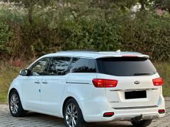 Сүрөт унаа Kia Carnival