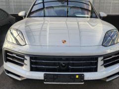 Photo of the vehicle Porsche Cayenne