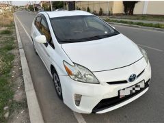 Фото авто Toyota Prius