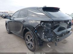 Photo of the vehicle Lexus RX