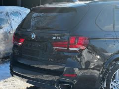 Photo of the vehicle BMW X5