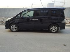 Фото авто Honda Stepwgn