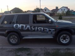 Фото авто Nissan Terrano