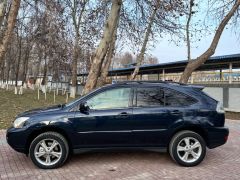 Photo of the vehicle Lexus RX