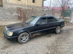 Фото авто Mercedes-Benz W124