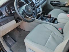 Сүрөт унаа Kia Carnival