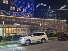 Сүрөт унаа Lexus LX