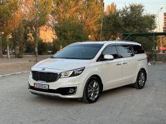 Сүрөт унаа Kia Carnival