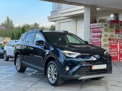 Сүрөт унаа Toyota RAV4