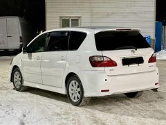 Photo of the vehicle Toyota Ipsum