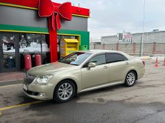 Фото авто Toyota Crown Majesta