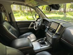 Фото авто Toyota Land Cruiser