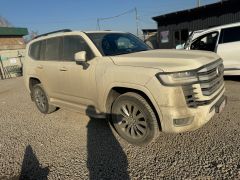 Photo of the vehicle Toyota Land Cruiser