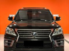 Photo of the vehicle Lexus LX