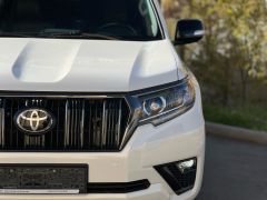 Сүрөт унаа Toyota Land Cruiser Prado