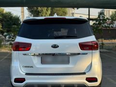 Сүрөт унаа Kia Carnival