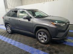 Photo of the vehicle Toyota RAV4