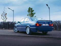 Сүрөт унаа Alpina B10