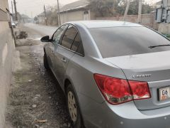 Photo of the vehicle Chevrolet Cruze