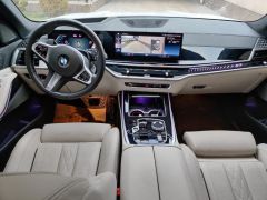 Photo of the vehicle BMW X7