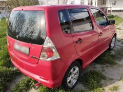 Сүрөт унаа Daihatsu YRV