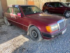 Photo of the vehicle Mercedes-Benz W124