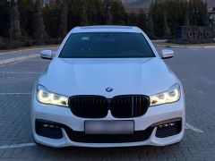 Photo of the vehicle BMW 7 Series