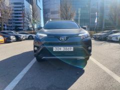 Сүрөт унаа Toyota RAV4