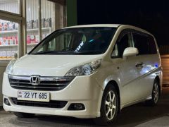 Фото авто Honda Stepwgn