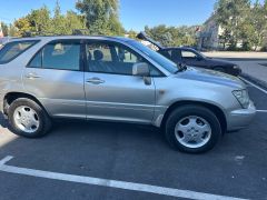 Photo of the vehicle Lexus RX