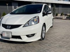 Photo of the vehicle Honda Fit