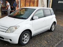 Photo of the vehicle Toyota Ist