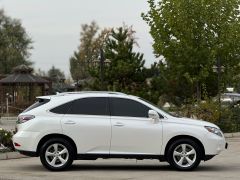 Photo of the vehicle Lexus RX