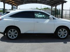 Photo of the vehicle Lexus RX