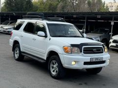 Фото авто Toyota Sequoia