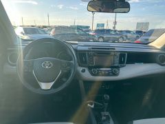 Сүрөт унаа Toyota RAV4