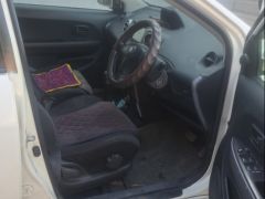 Photo of the vehicle Toyota Ist