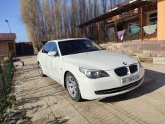 Photo of the vehicle BMW 5 Series