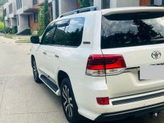 Сүрөт унаа Toyota Land Cruiser