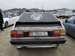 Photo of the vehicle Audi 100