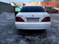 Photo of the vehicle Lexus LS