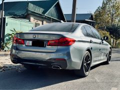 Photo of the vehicle BMW 5 Series