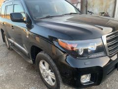 Photo of the vehicle Toyota Land Cruiser