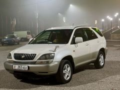 Фото авто Toyota Harrier