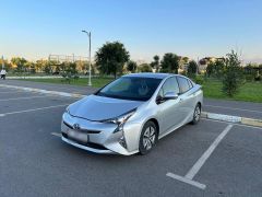 Фото авто Toyota Prius