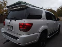 Фото авто Toyota Sequoia