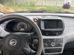 Фото авто Nissan Almera Tino