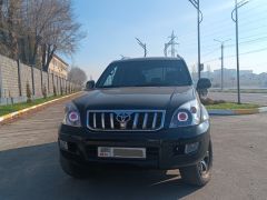 Сүрөт унаа Toyota Land Cruiser Prado